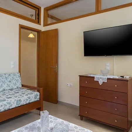 Kyma Beach Accommodation Corali Apartment 2 Guests Kolymbari Exterior photo